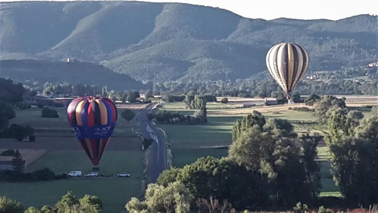Le Pontin Villa Mane  Bagian luar foto